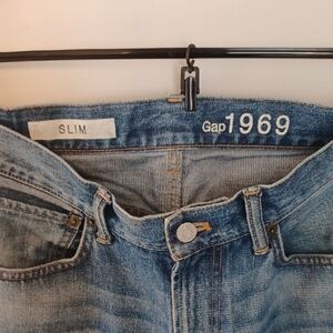 GAP Blue Slim Jeans with Classic Indigo Wash, 31W x 30L